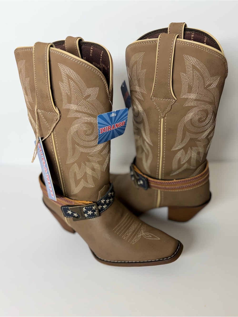 NWT Durango Tan Western Cowboy Boots & Americana Harness